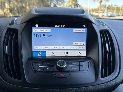 Used 2019 Ford Escape SE image 20