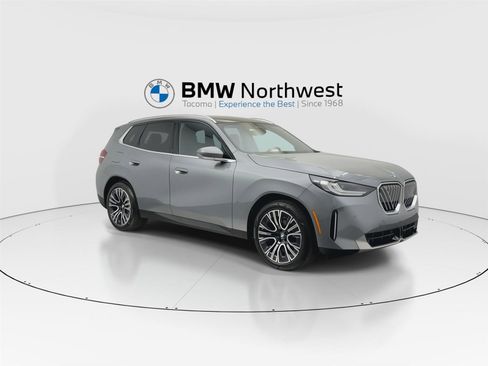 Used 2025 BMW X3 xDrive30i w/ Convenience Package image 6