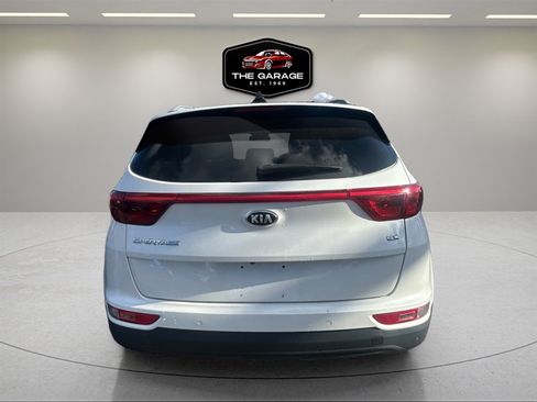 Used 2017 Kia Sportage EX w/ EX Technology Package image 4