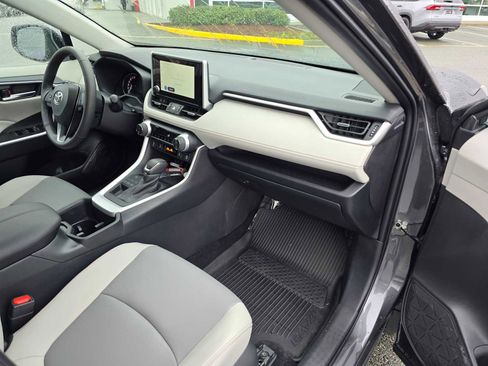 Certified 2025 Toyota RAV4 XLE Premium image 12