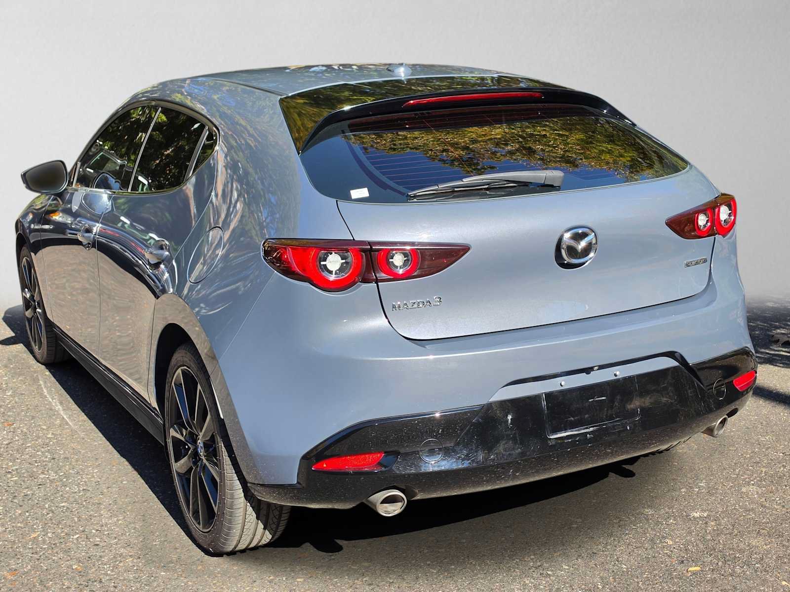 Used 2022 MAZDA MAZDA3 s FWD image 5