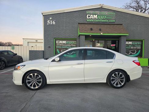 Used 2015 Honda Accord Sport image 7