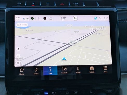 Used 2025 Jeep Grand Cherokee L Limited w/ Luxury Tech Group II image 25