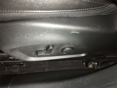 Used 2024 Jeep Compass Latitude image 14