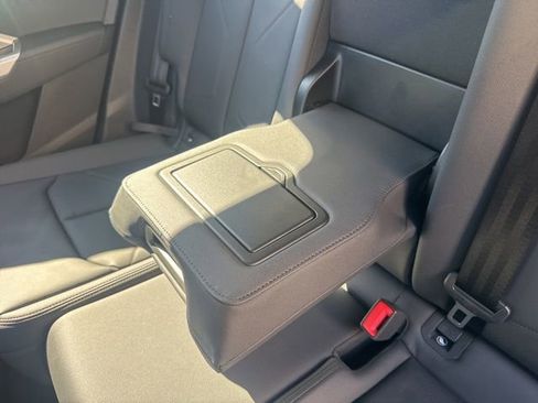 Used 2023 Audi Q3 2.0T Premium image 33