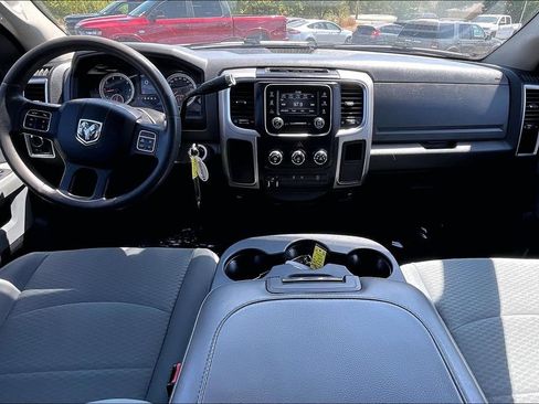 Used 2016 RAM 3500 SLT RWD image 12