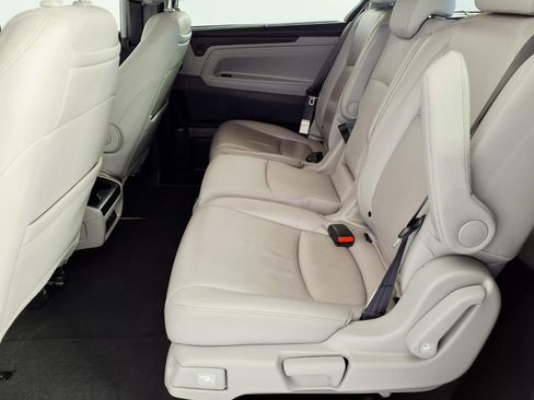 Used 2019 Honda Odyssey Elite image 9