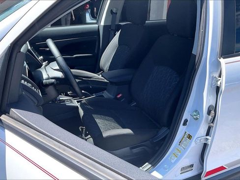 Used 2024 Mitsubishi Outlander Sport AWD image 24