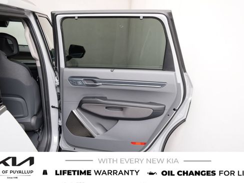 New 2026 Kia EV9 Land AWD/4WD image 13