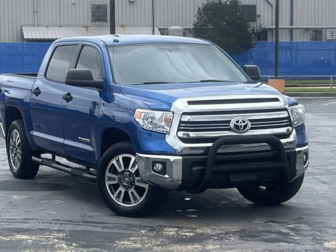 Used 2016 Toyota Tundra SR5 w/ SR5 Upgrade Package RWD image 1