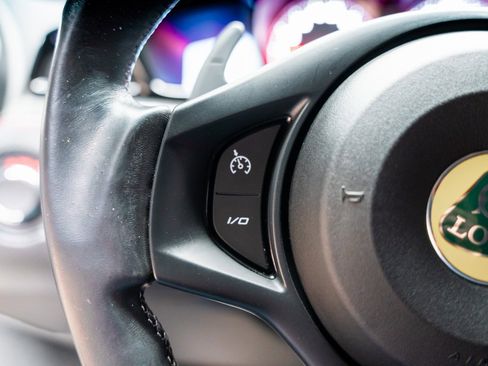 Used 2020 Lotus Evora image 47