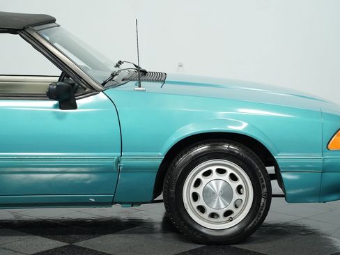 Used 1992 Ford Mustang LX image 24