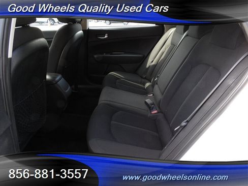 Used 2020 Kia Optima LX FWD image 14