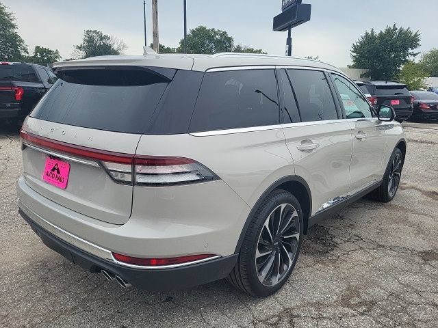 Used 2020 Lincoln Aviator Reserve w/ Equipment Group 202A AWD/4WD image 7