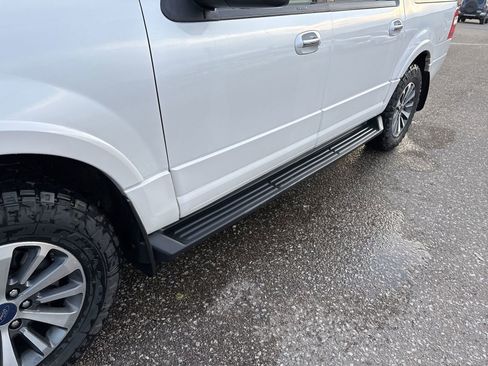 Used 2015 Ford Expedition EL XLT w/ Equipment Group 202A image 33