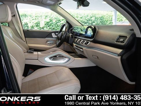 Used 2022 Mercedes-Benz GLE 350 4MATIC w/ Premium Package image 29