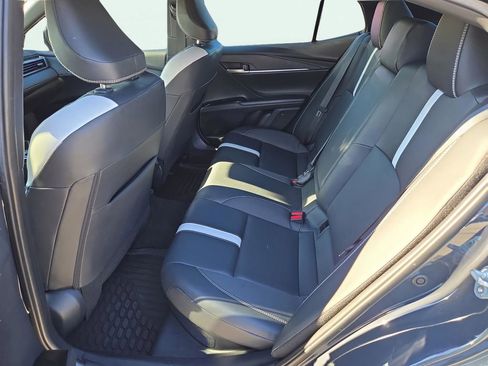 Used 2025 Toyota Camry SE image 11