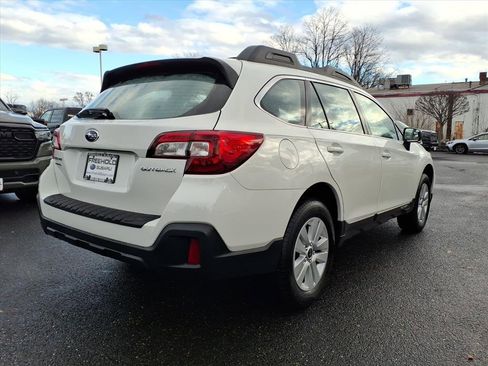 Used 2019 Subaru Outback 2.5i image 16