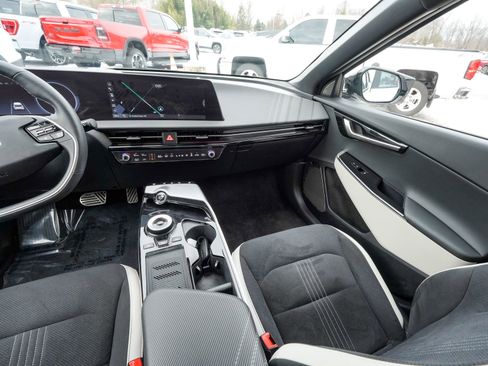 Used 2024 Kia EV6 GT-Line image 38