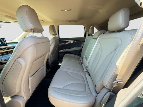 Used 2021 Lincoln Nautilus AWD w/ Equipment Group 101A image 26