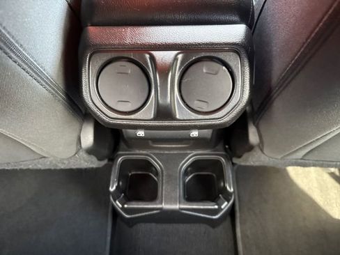 Used 2020 Jeep Gladiator Sport w/ Quick Order Package 24S AWD/4WD image 22