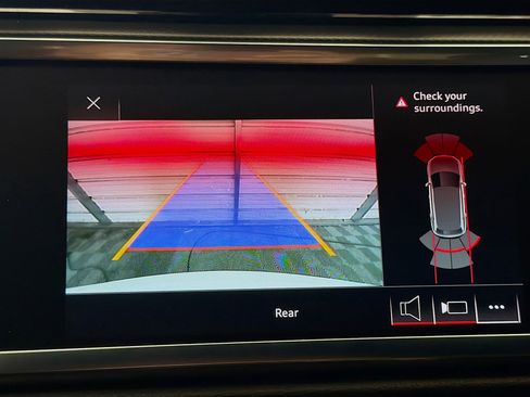 Used 2021 Audi Q3 2.0T Premium image 16