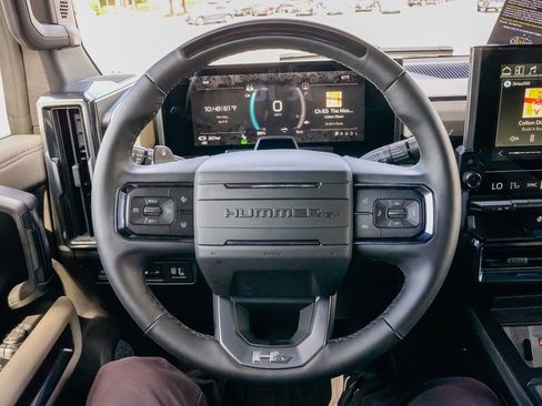 Used 2026 GMC Hummer EV SUV w/ LPO, Dark Essentials Package AWD/4WD image 21