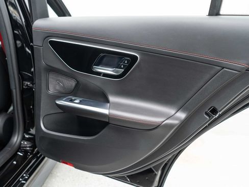 Used 2023 Mercedes-Benz C 43 AMG 4MATIC Sedan image 33