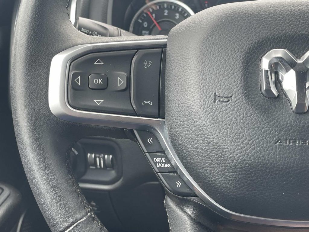 Used 2025 RAM 1500 Big Horn AWD/4WD image 21