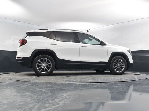 Used 2023 GMC Terrain SLT image 48