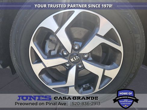 Used 2021 Kia Sportage LX FWD image 14