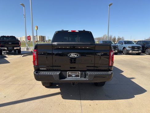 Used 2025 Ford F150 Platinum w/ FX4 Off-Road Package image 4