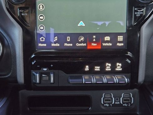 Used 2022 RAM 1500 Laramie AWD/4WD image 24