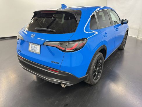 New 2026 Honda HR-V Sport image 9