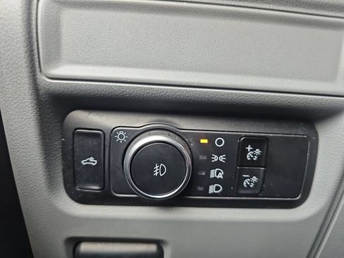 Used 2023 Ford F150 XLT AWD/4WD image 21