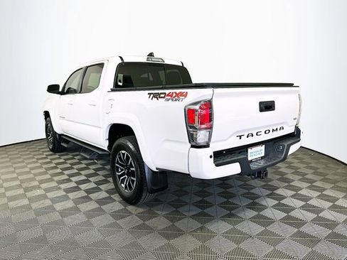 Certified 2022 Toyota Tacoma TRD Sport image 6