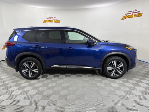 Used 2023 Nissan Rogue SL image 7