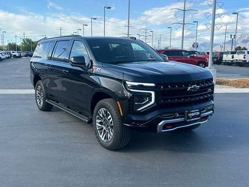 Certified 2025 Chevrolet Suburban Z71 AWD/4WD image 28