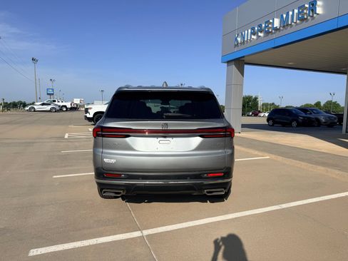 Used 2026 Buick Enclave Preferred FWD image 7