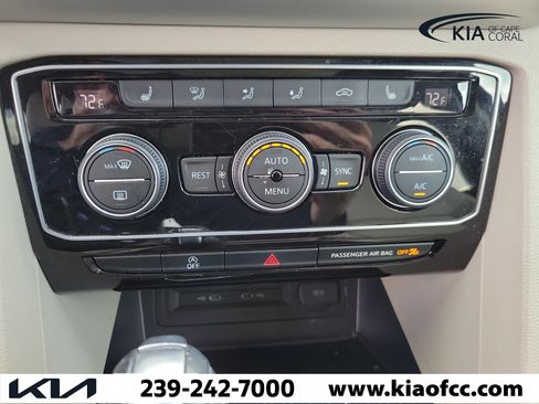 Used 2022 Volkswagen Atlas SE w/ Panoramic Sunroof Package FWD image 29