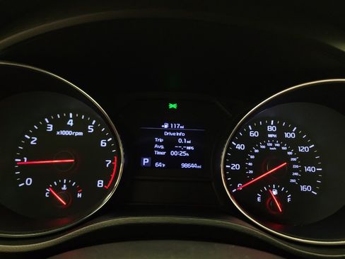 Used 2020 Kia Sedona LX FWD image 23