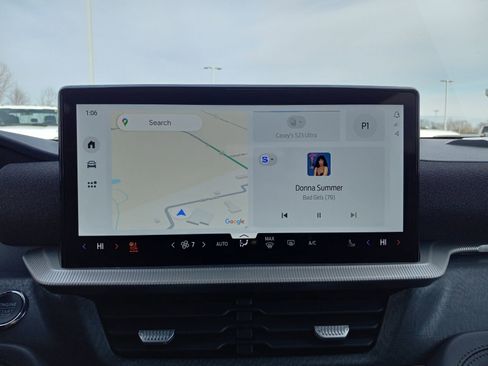 Used 2025 Ford Explorer Platinum w/ LUX Leather Package image 20