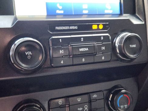 Used 2022 Ford F250 XL w/ Power Equipment Group image 21