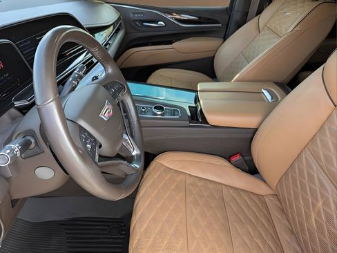 Used 2021 Cadillac Escalade Premium Luxury w/ Driver Assist Tech Package image 9