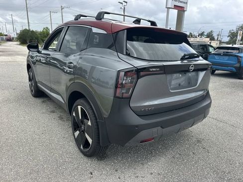 Used 2026 Nissan Kicks SR w/ Cold Weather Package FWD image 8