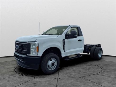 Used 2023 Ford F350 XL w/ Snow Plow Prep Package image 1