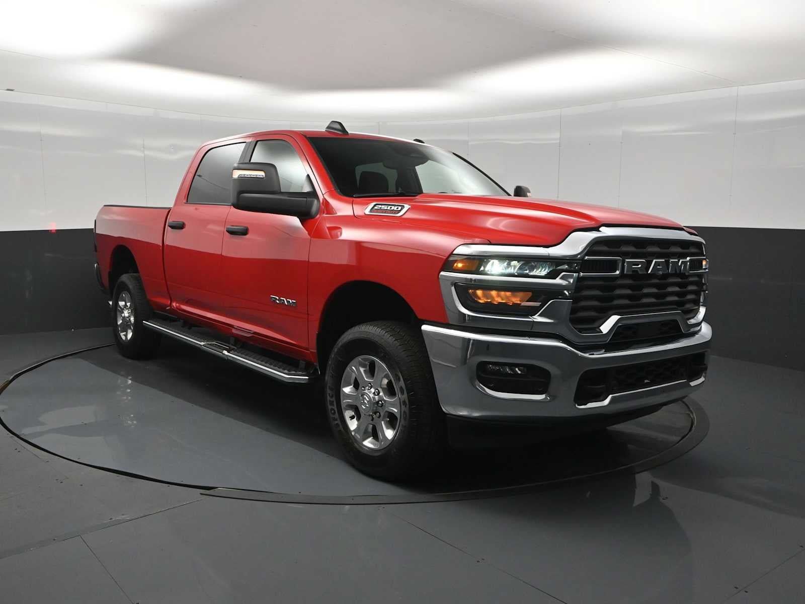 Used 2026 RAM 2500 Big Horn AWD/4WD image 2
