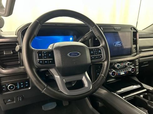Used 2025 Ford F250 Lariat AWD/4WD image 8