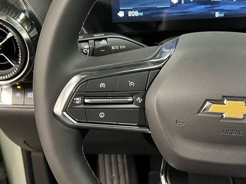 New 2026 Chevrolet Equinox LT w/ Convenience Package II image 16