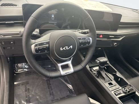 Used 2025 Kia K5 GT-Line w/ GT-Line Premium Package AWD/4WD image 12